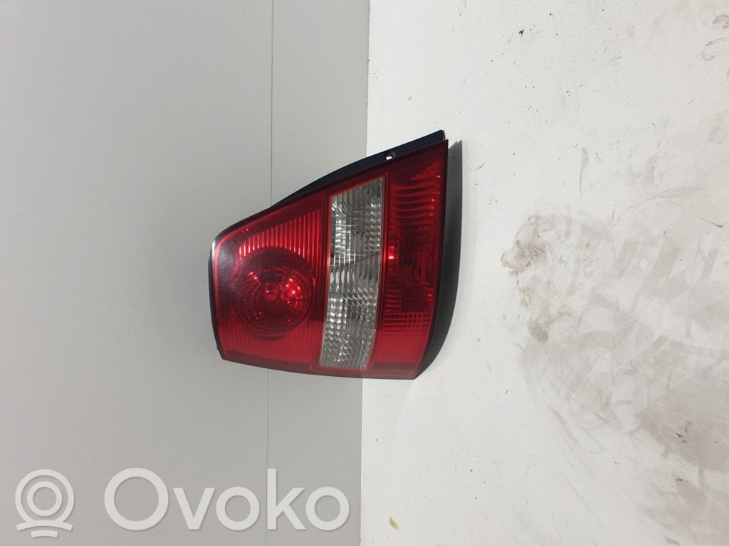 KIA Sorento Rear/tail lights 