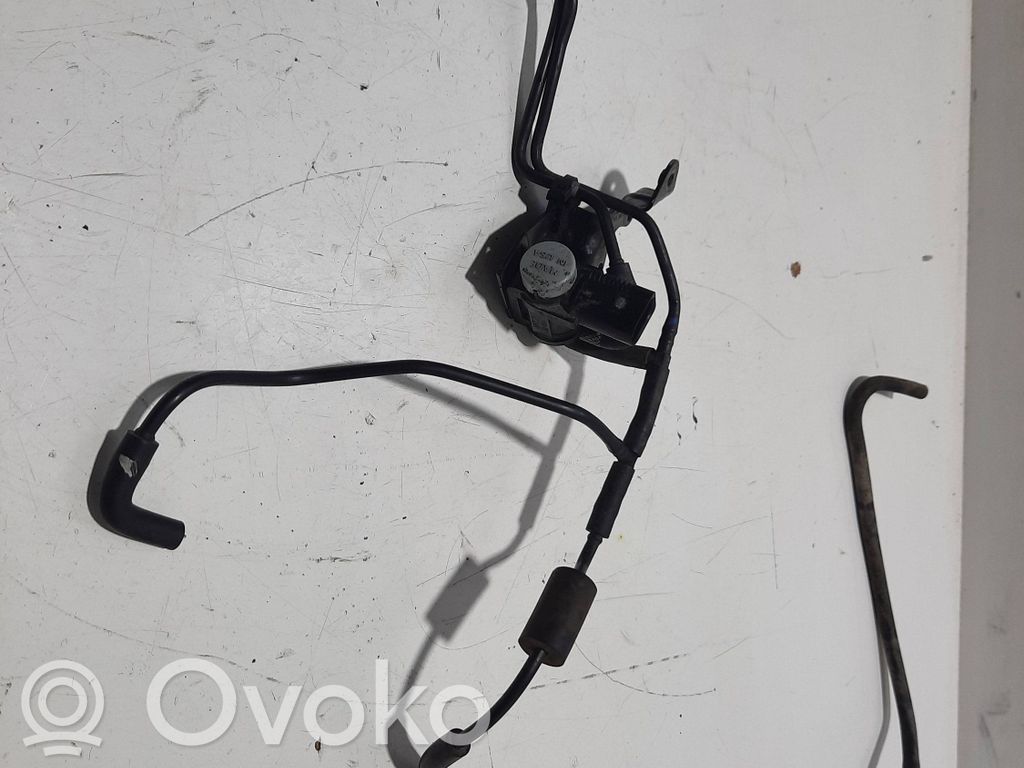 Volkswagen Touareg II Turbo solenoid valve 