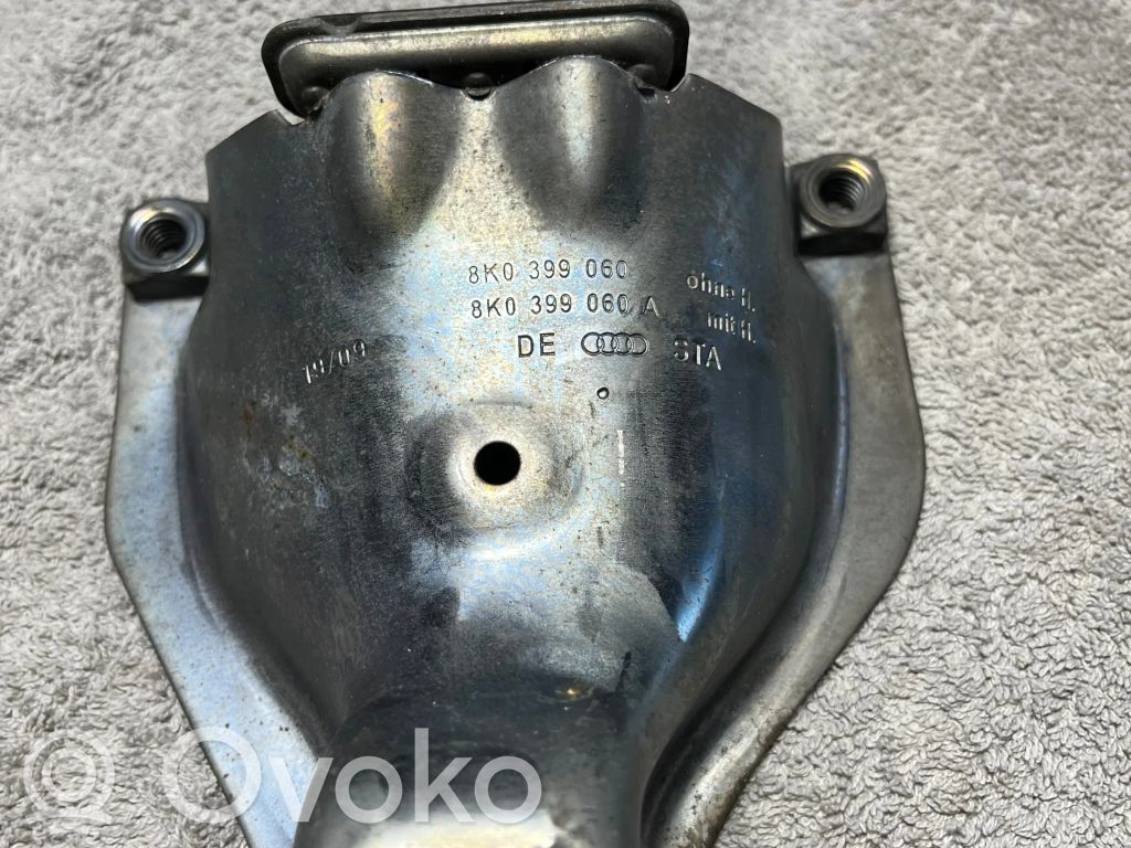Audi A5 8T 8F Engine mounting bracket 