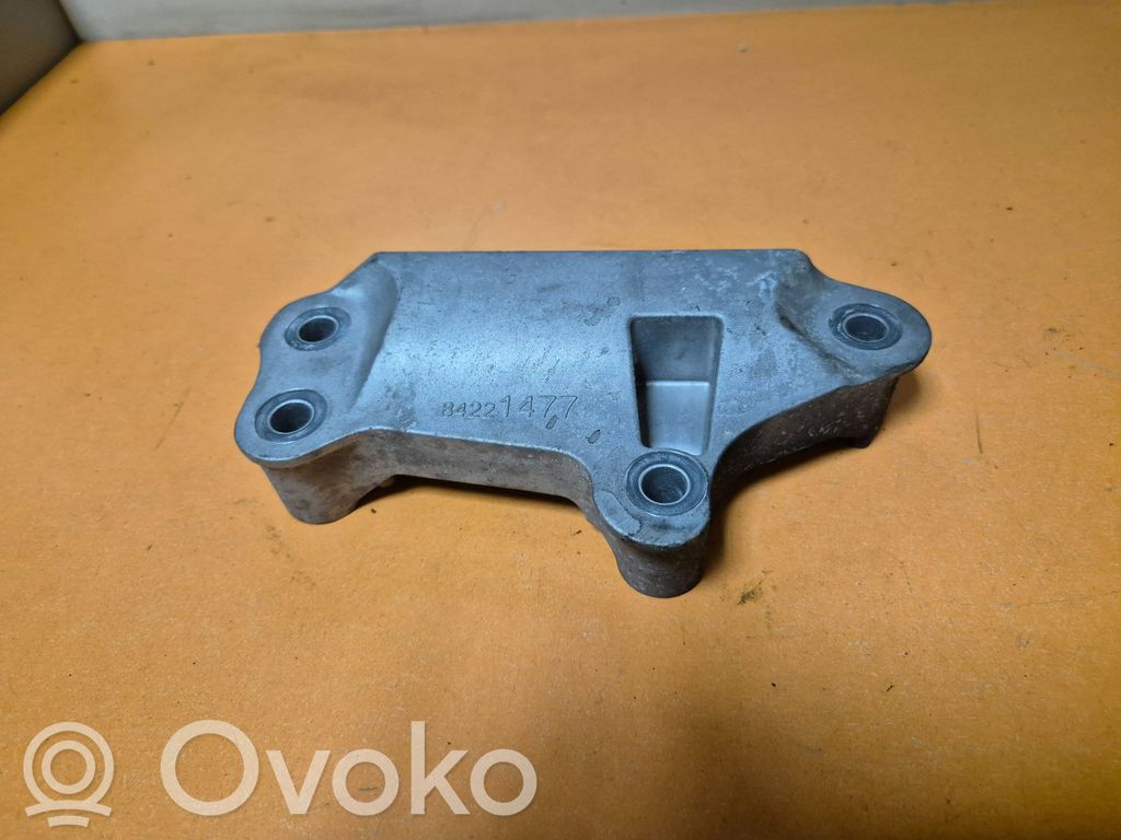 Engine mounting bracket   84221477