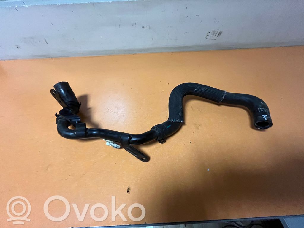 Land Rover Discovery Sport Caurulīte (-es) / šļūtene (-es) 