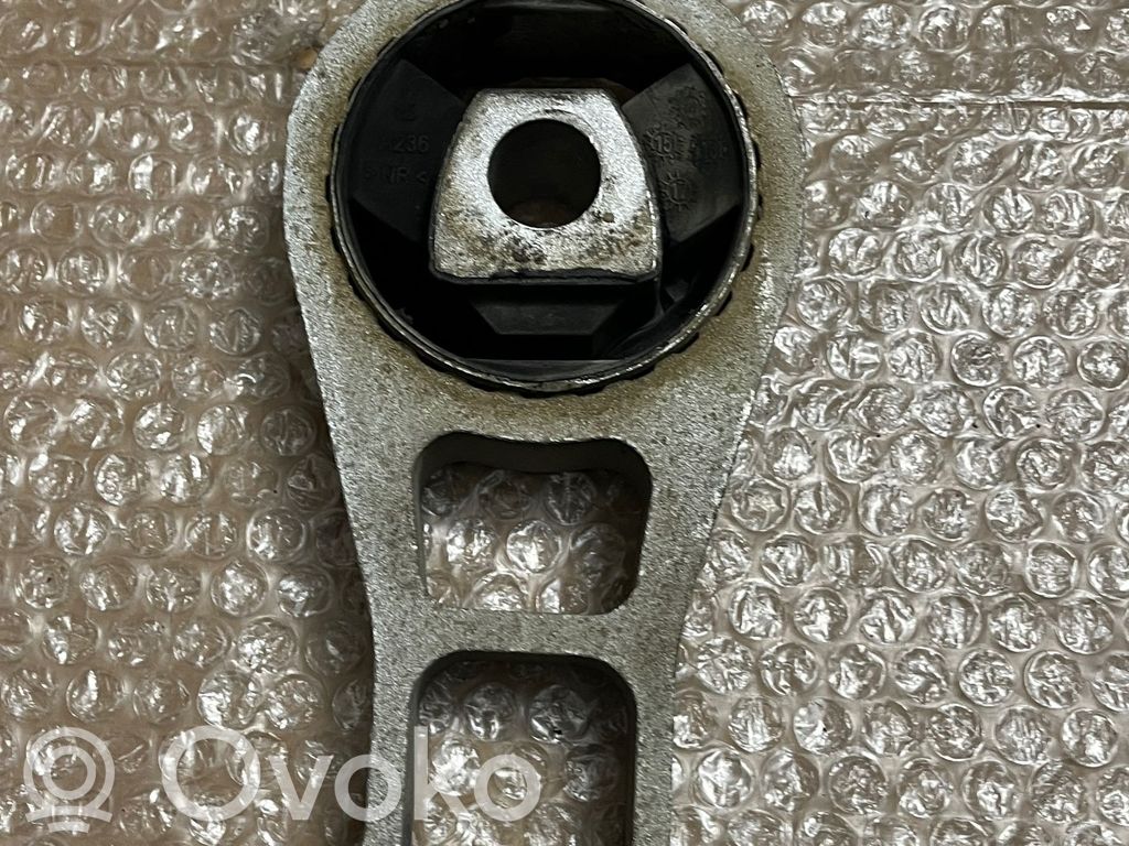 Engine mount bracket   00520043160,80196,0A236,27216