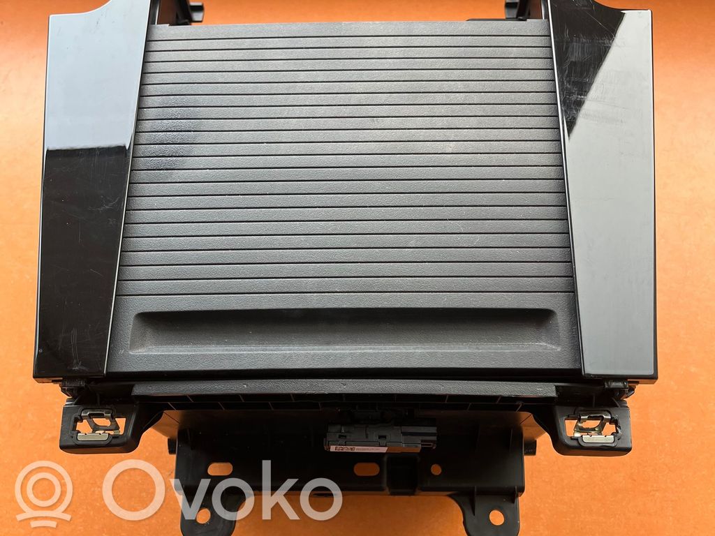 Opel Astra L Moldura del panel (Usadas) 