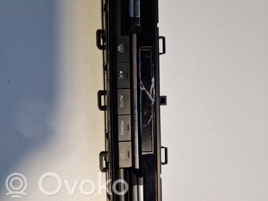 Opel Combo E Climate control unit 