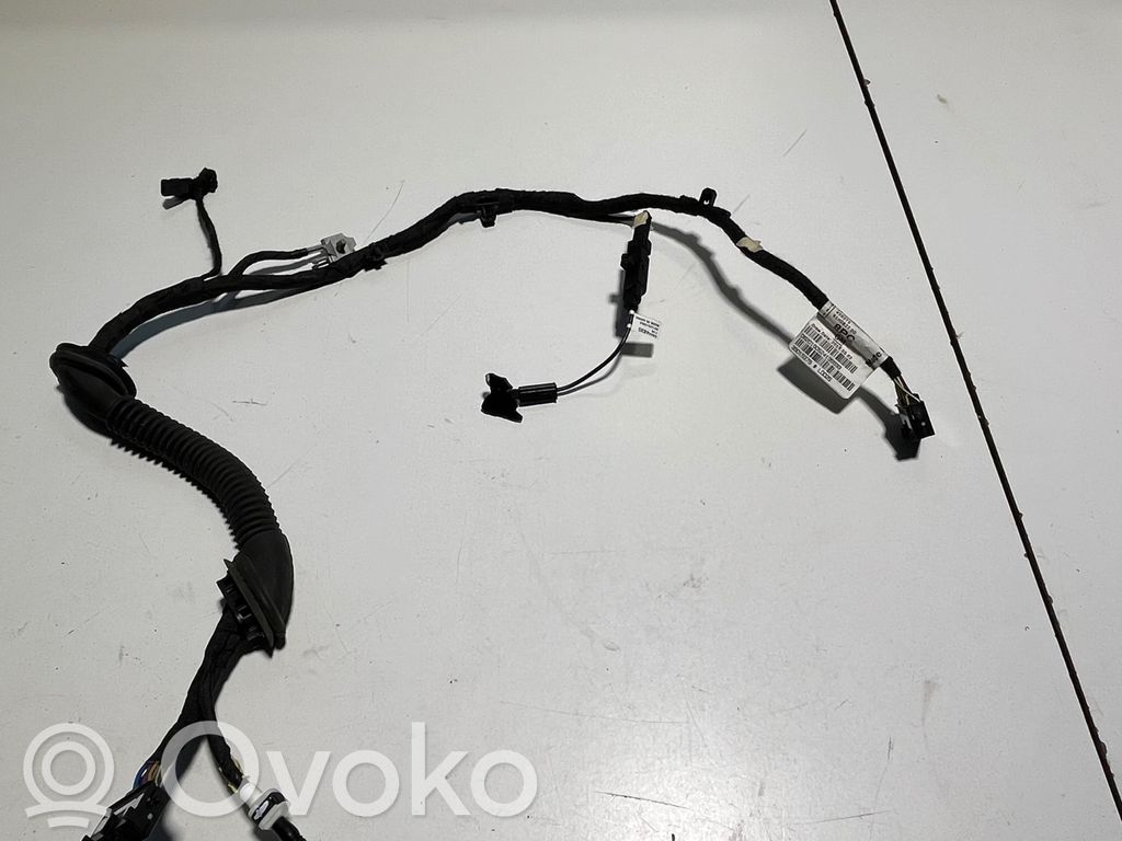 Inna wiązka przewodów / kabli   39015379,61H08270D,0820160524195633,20150302