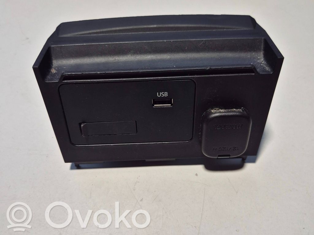 Разъем USB   BDGG669U0