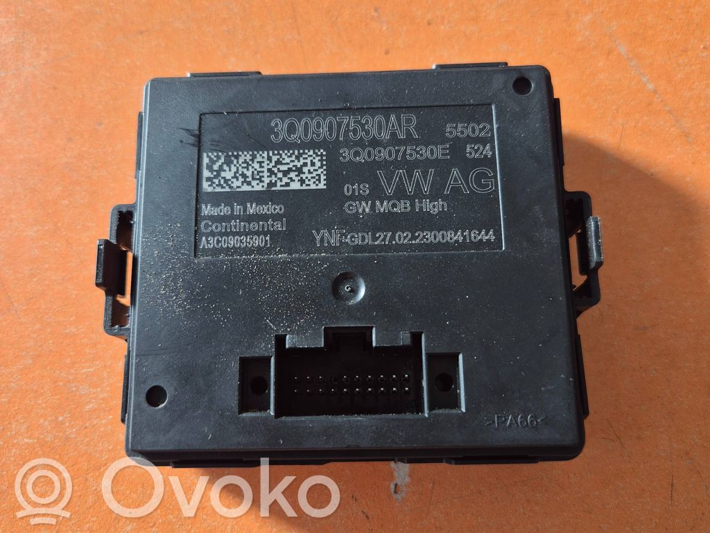 Volkswagen Jetta VII Gateway control module 