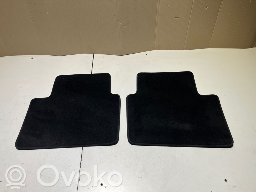 Mazda 3 Second row seat mat 