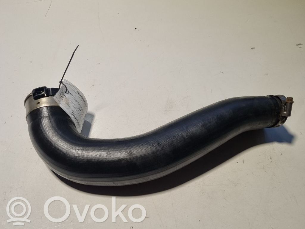 Opel Movano B Air intake hose/pipe 