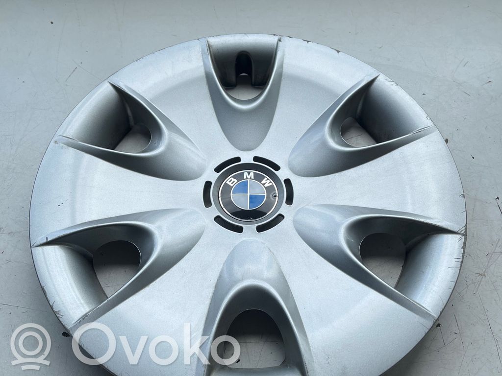 BMW 3 E90 E91 R16 wheel hub/cap/trim 