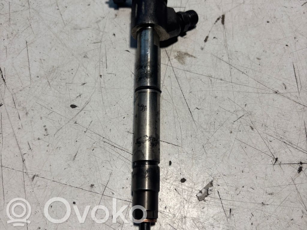 Opel Zafira C Inyector de combustible 