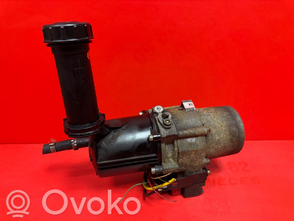 Citroen C4 I Ohjaustehostimen pumppu 