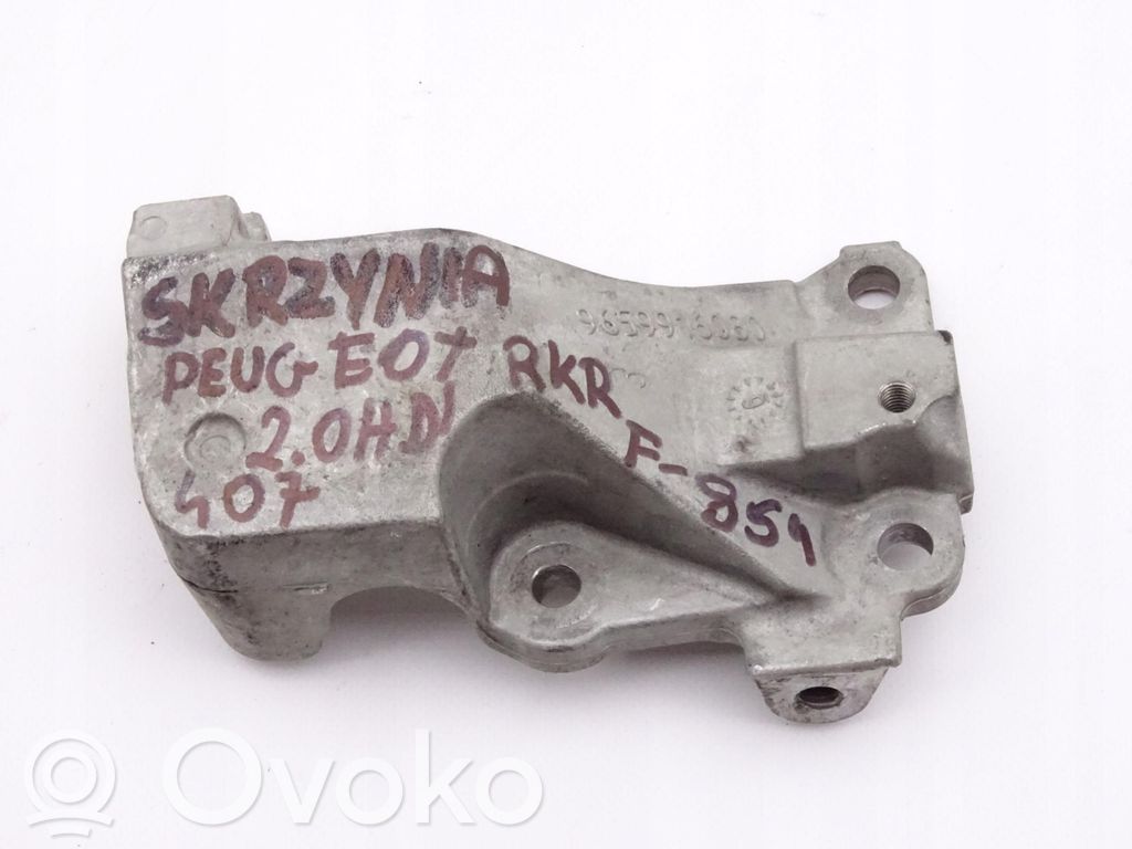 Citroen Jumpy Gearbox mounting bracket 