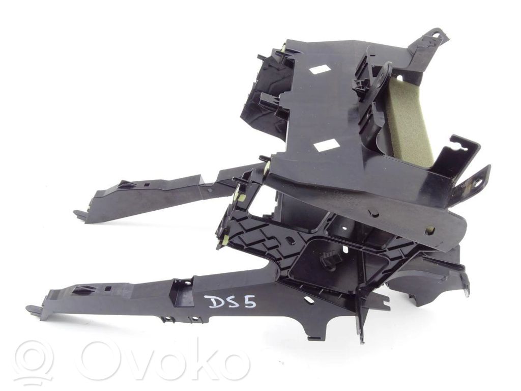 Citroen DS5 Center console 