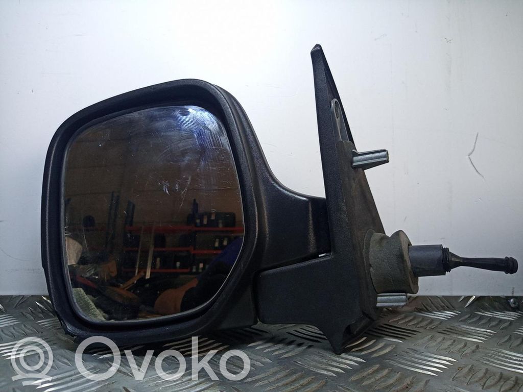Citroen Berlingo Front door electric wing mirror 