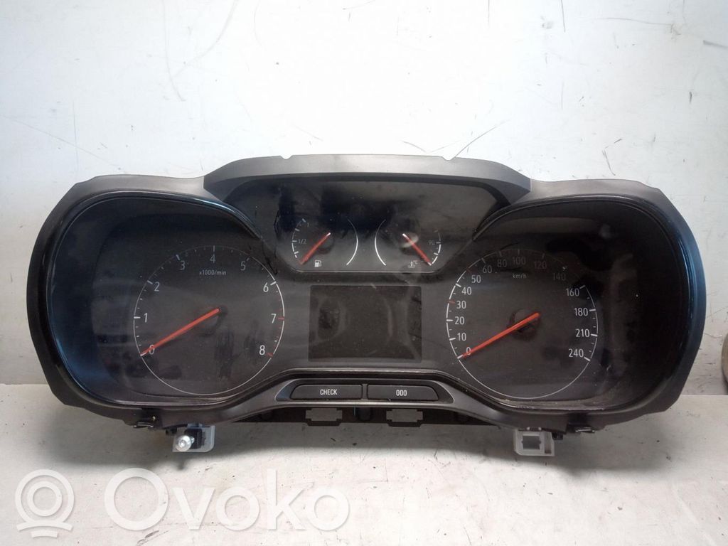Opel Combo D Speedometer (instrument cluster) 