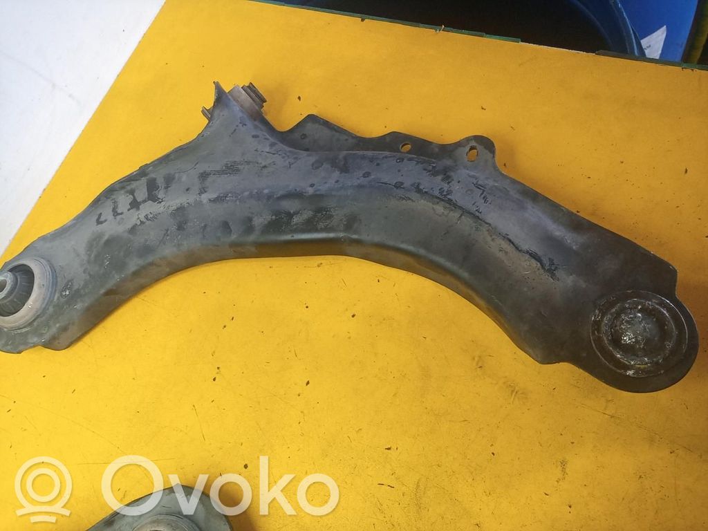 Front control arm   8200298454
