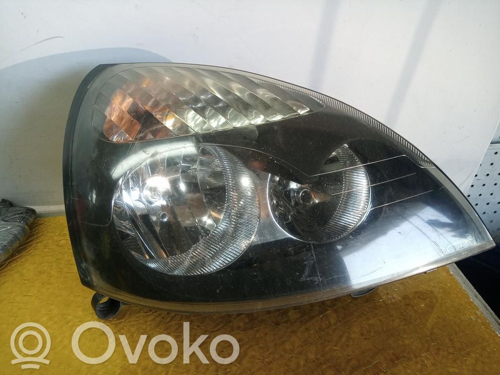 Renault Clio II Scheinwerfer 