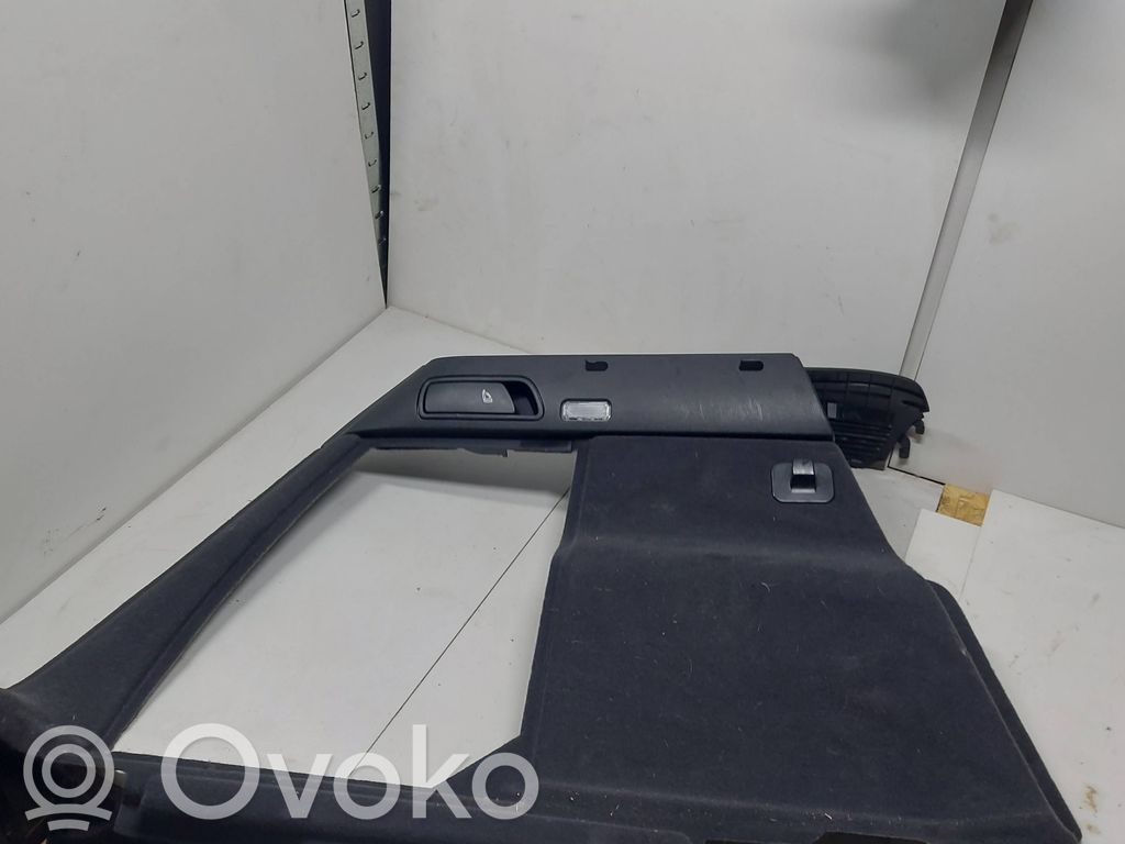 Audi Q5 SQ5 8R Dolny panel schowka koła zapasowego 