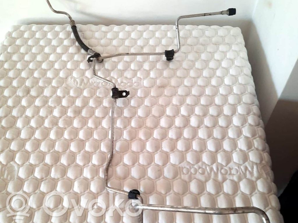 Ilmastointilaitteen putki (A/C)   924400029R