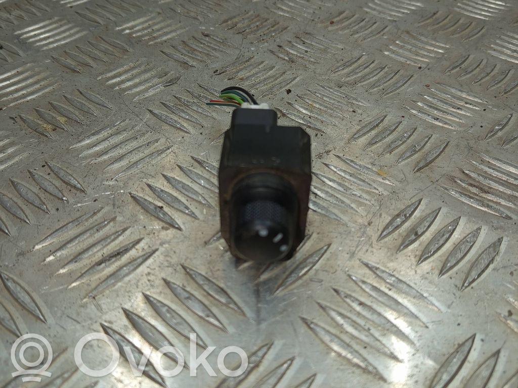 Wing mirror switch   62J00,2206T