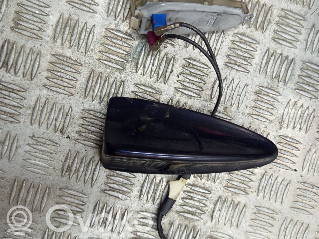 Antenne GPS   6913287,11888400,21367510