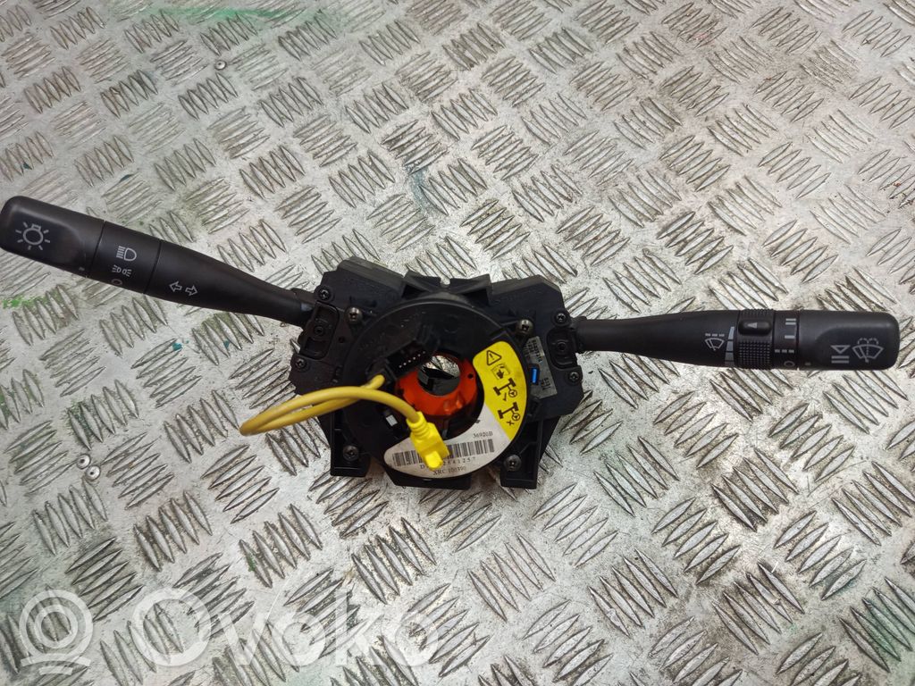 Land Rover Freelander Interruptor/palanca de limpiador de luz de giro 