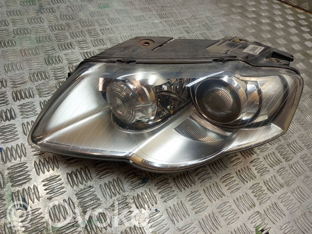 Volkswagen PASSAT B6 Lampa przednia 