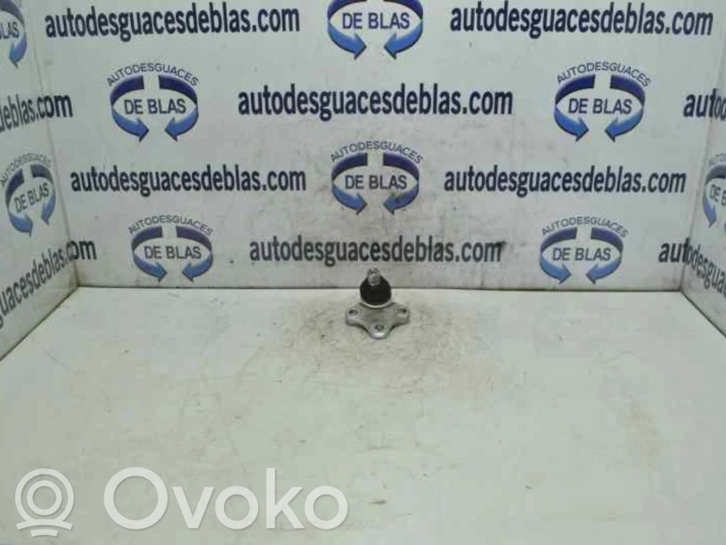 Citroen Berlingo Brazo de control suspensión trasero 