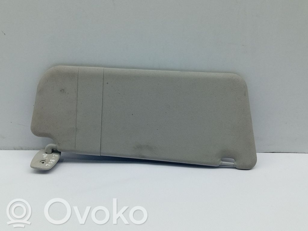Sun visor