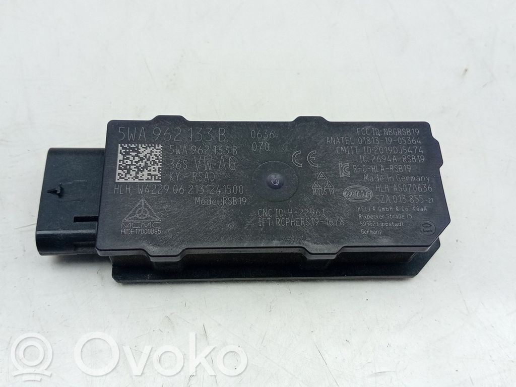 Muut ohjainlaitteet/moduulit   5WA962133B