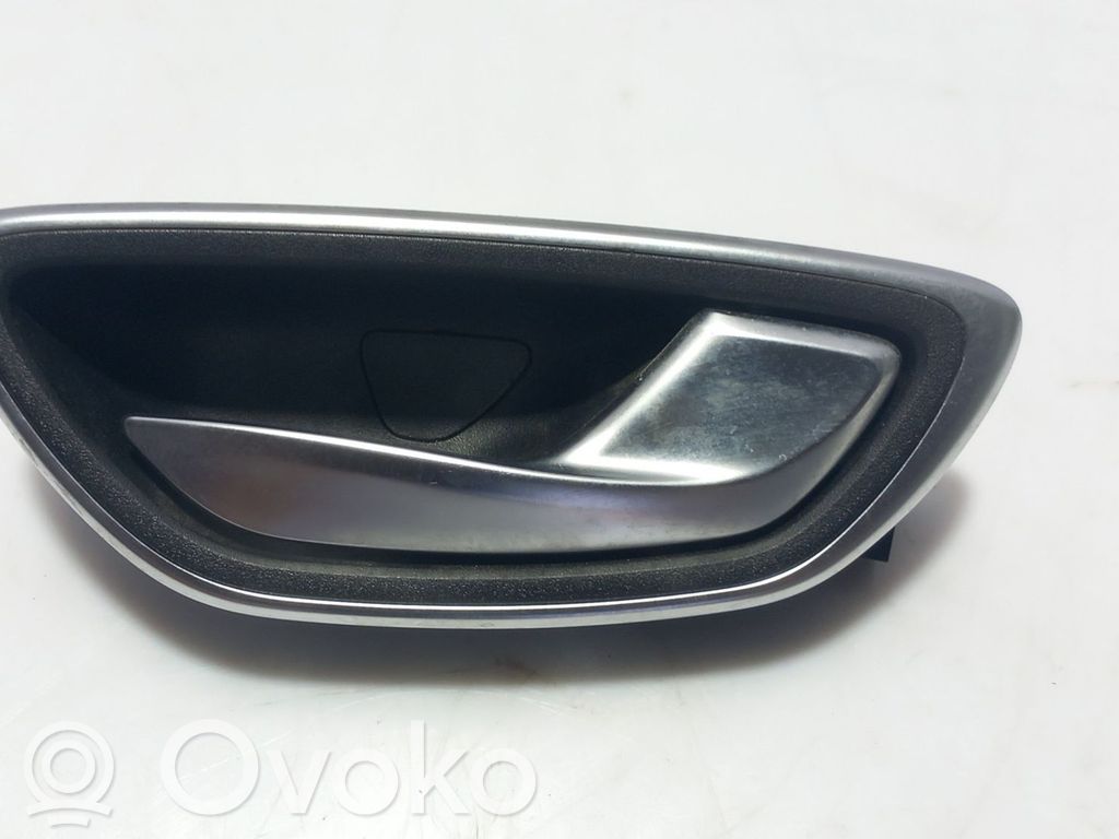 Front door interior handle   806705893R