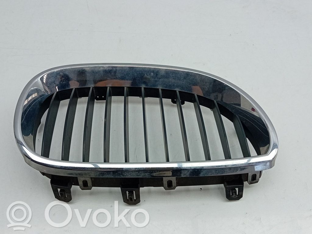 Grille de calandre avant   51137027066,DIREITO