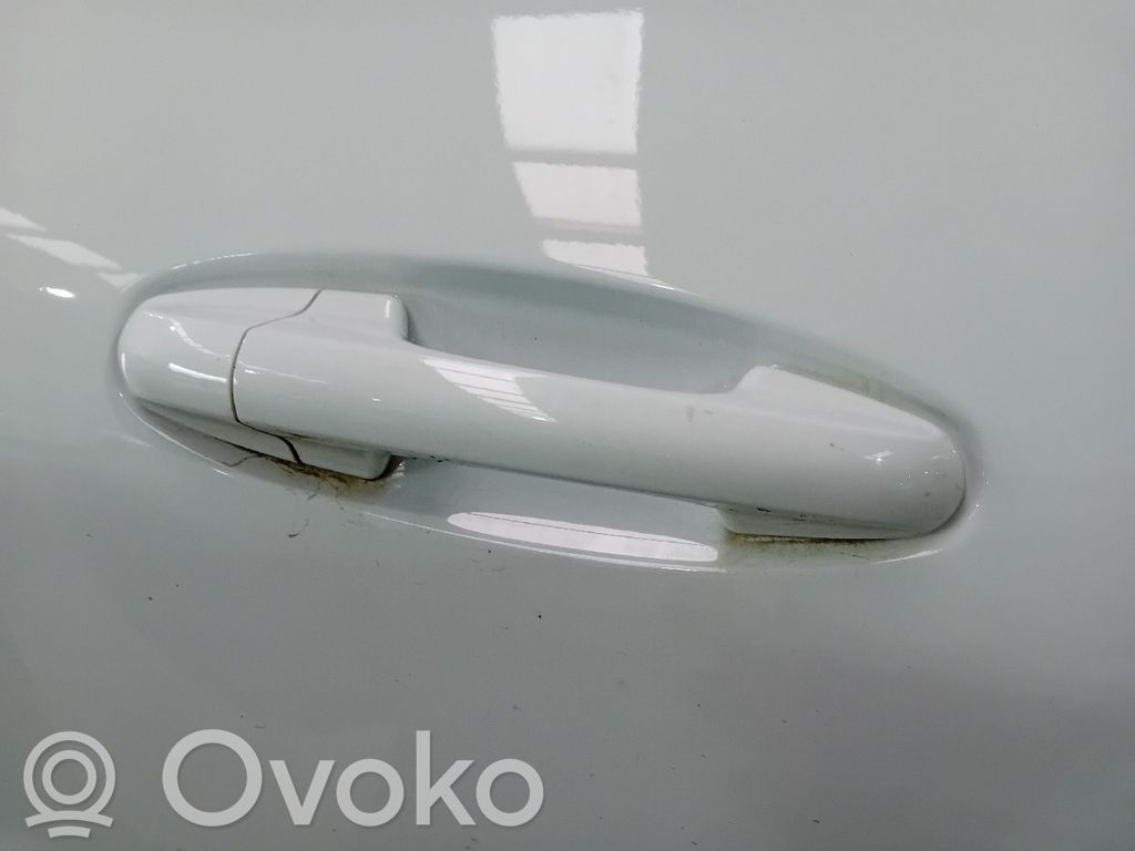 Etuoven ulkokahva