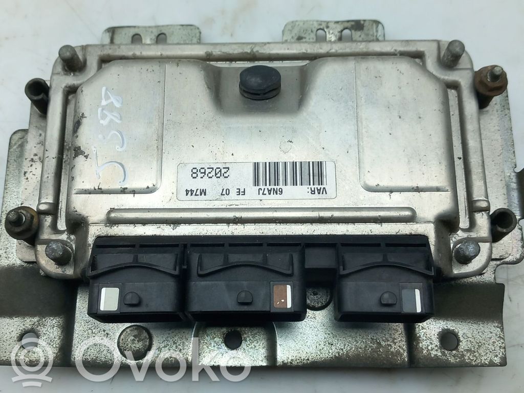 Engine control unit/module   6NA7J
