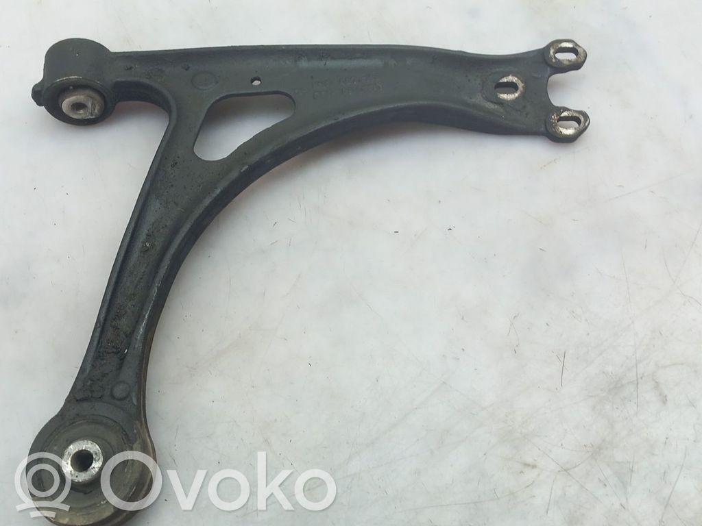 Etutukivarsi   8N0407166