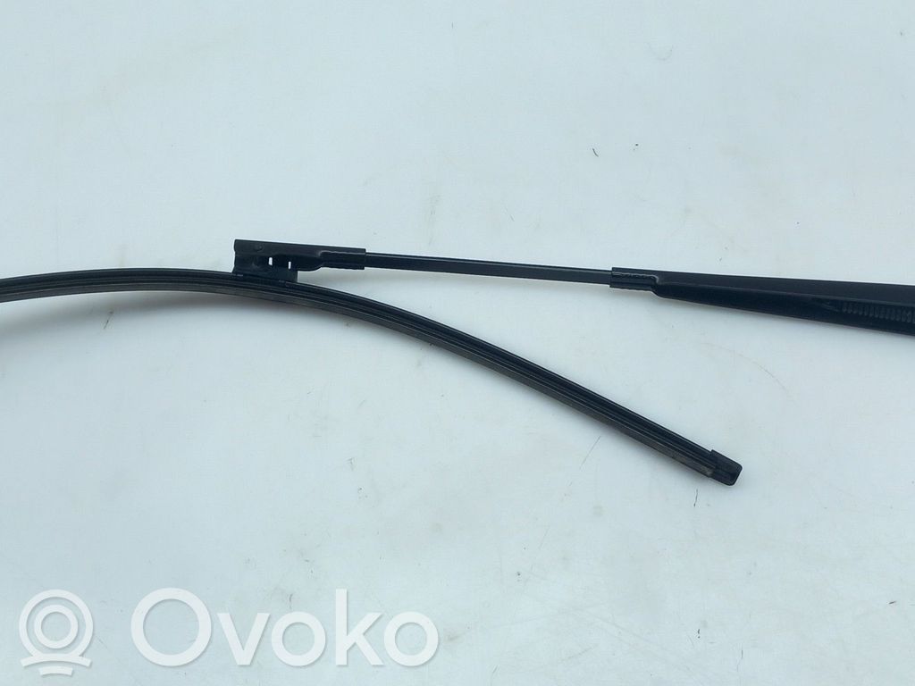 Citroen C5 Brazo del limpiaparabrisas delantero