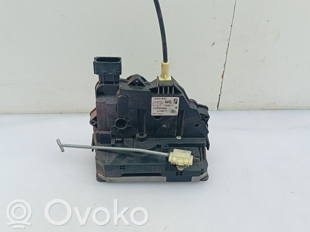 Front door lock   13431840,00133264,00135115,013258274,0133264,013431840,0135115,05133155,055702899,13258274,133264,13431840,135115,5133155,55702899