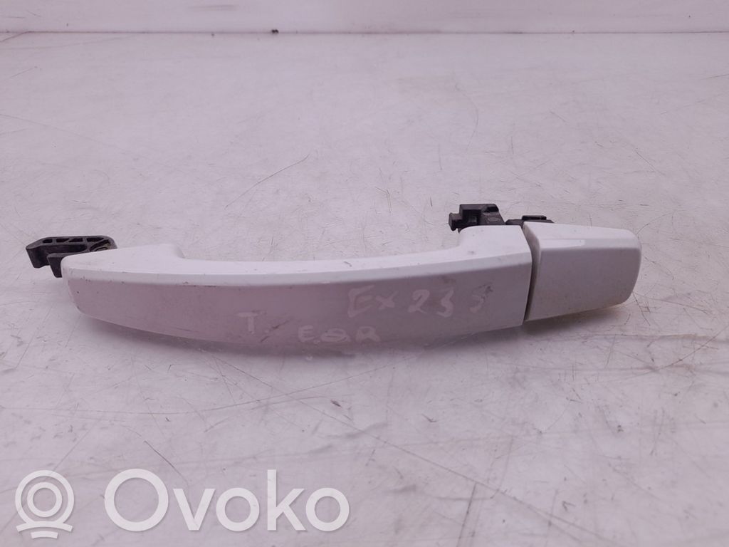 Manecilla externa puerta trasera   13500026