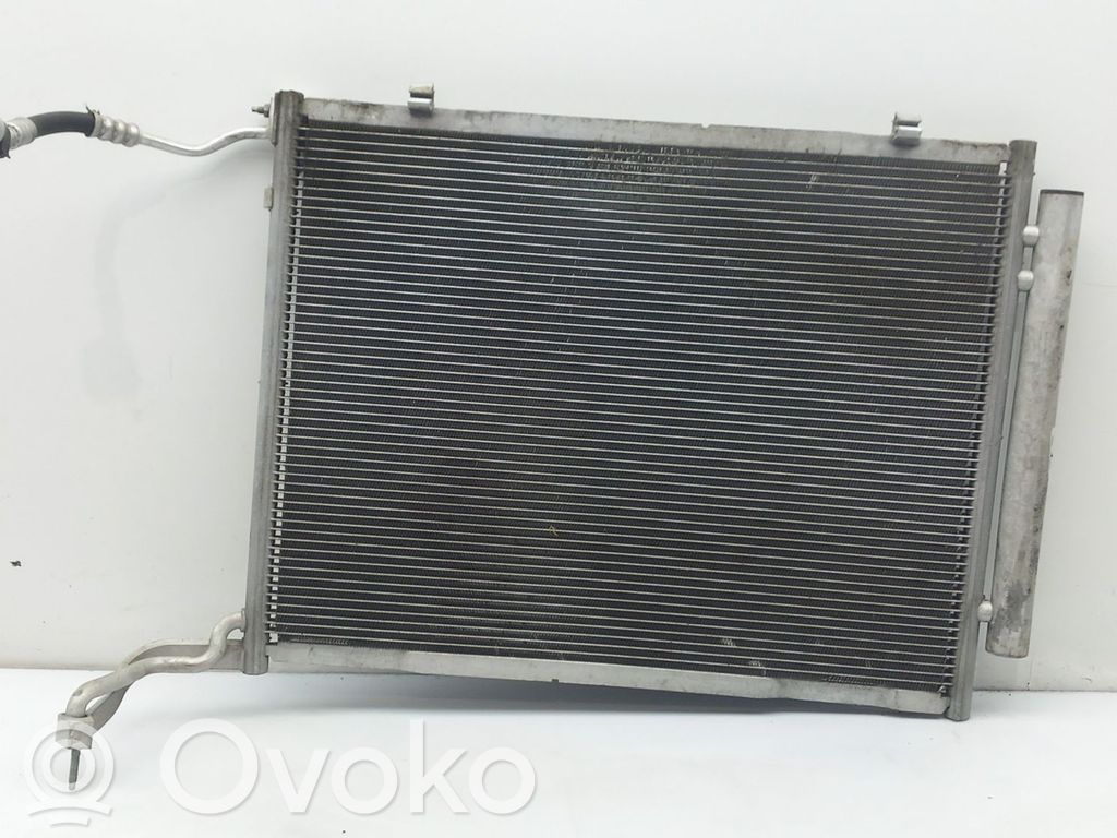 Ford Fiesta Skraplacz / Chłodnica klimatyzacji 