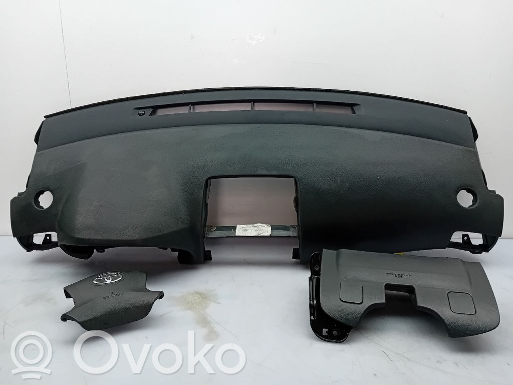 Toyota Avensis T220 Turvatyynysarja 