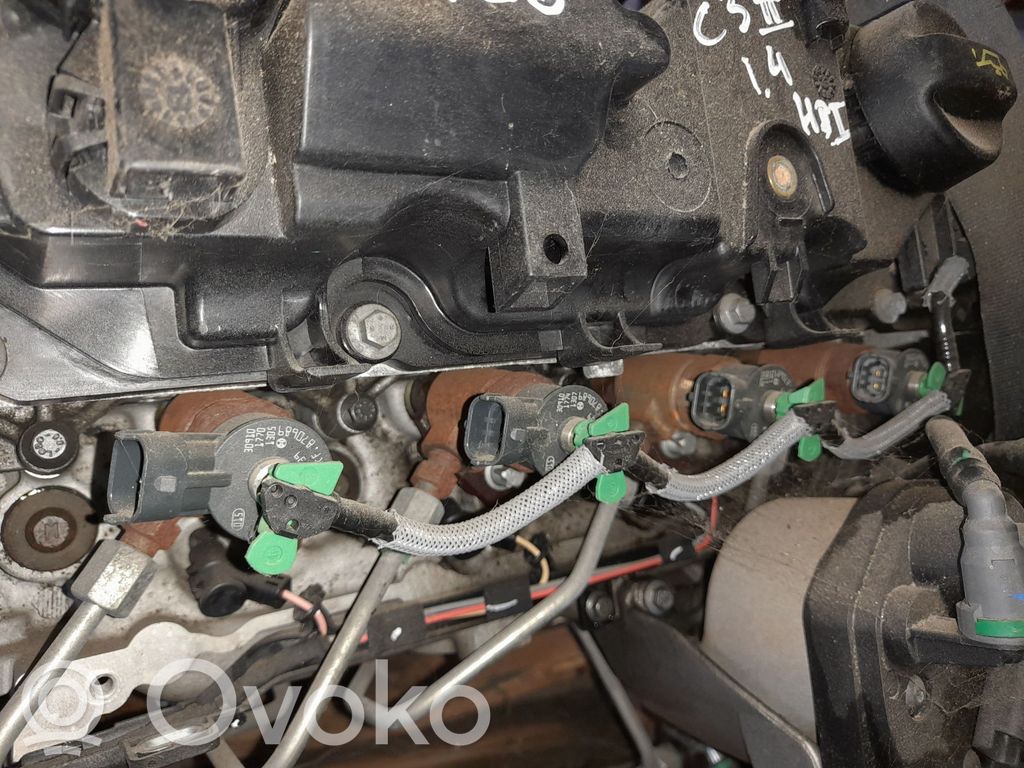 Injecteur de carburant   0445110339