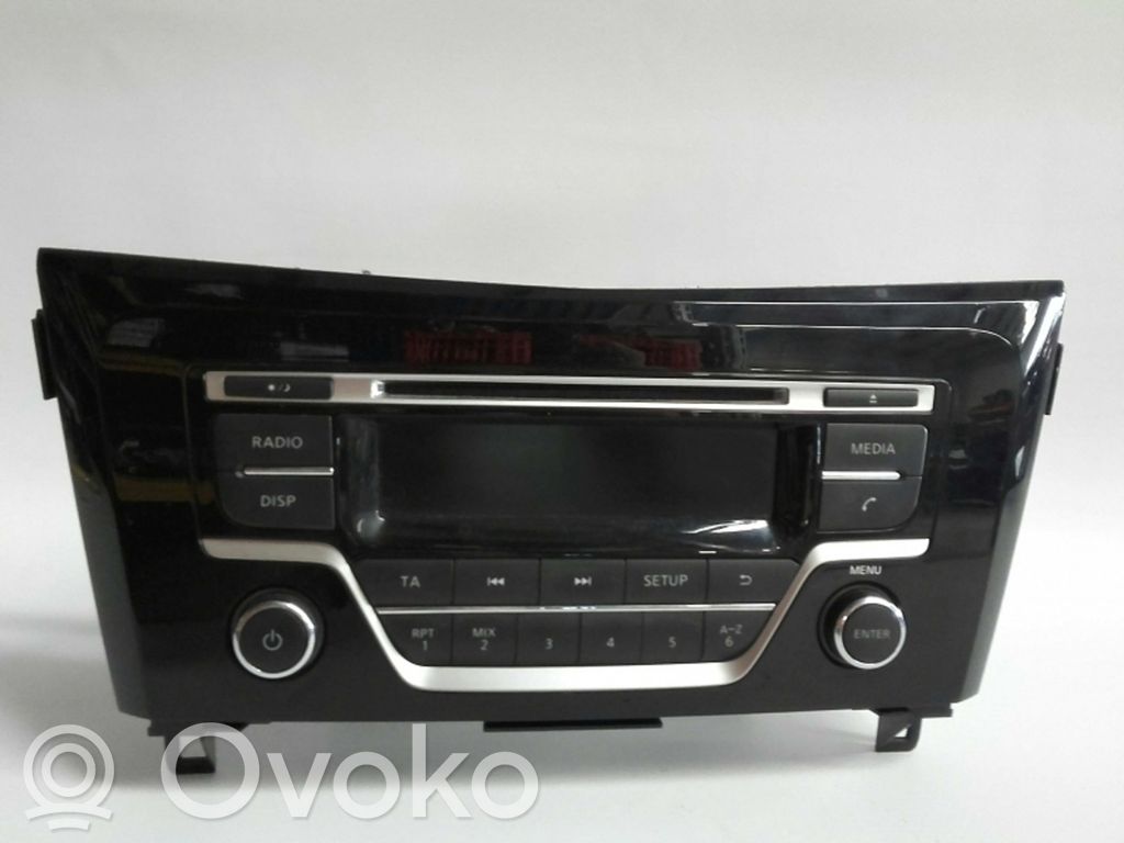 Nissan Qashqai Unità principale autoradio/CD/DVD/GPS 