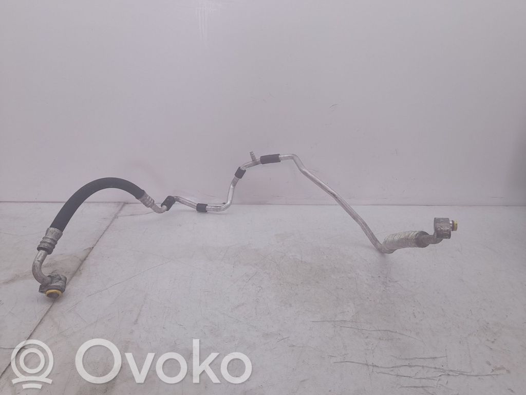 Tuyau de climatisation   1K0820743AM