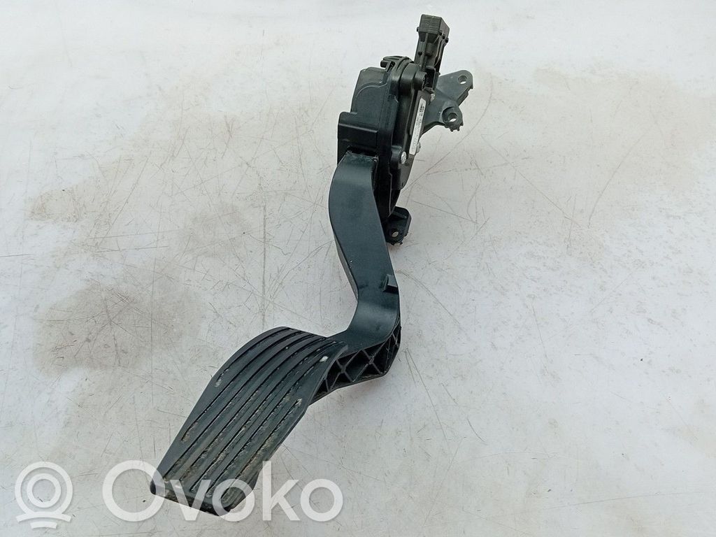 Fiat Tipo Pedał gazu / przyspieszenia 