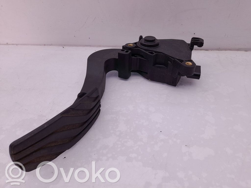 Pédale d'accélérateur   180020000R