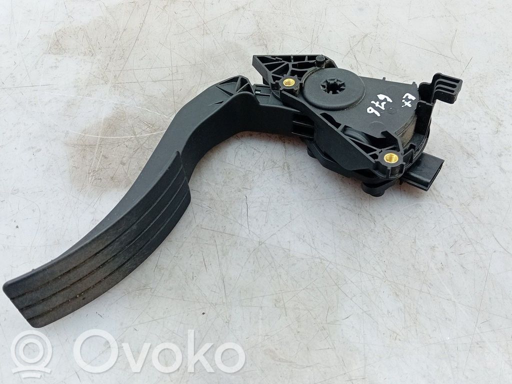 Renault Clio IV Gaspedal