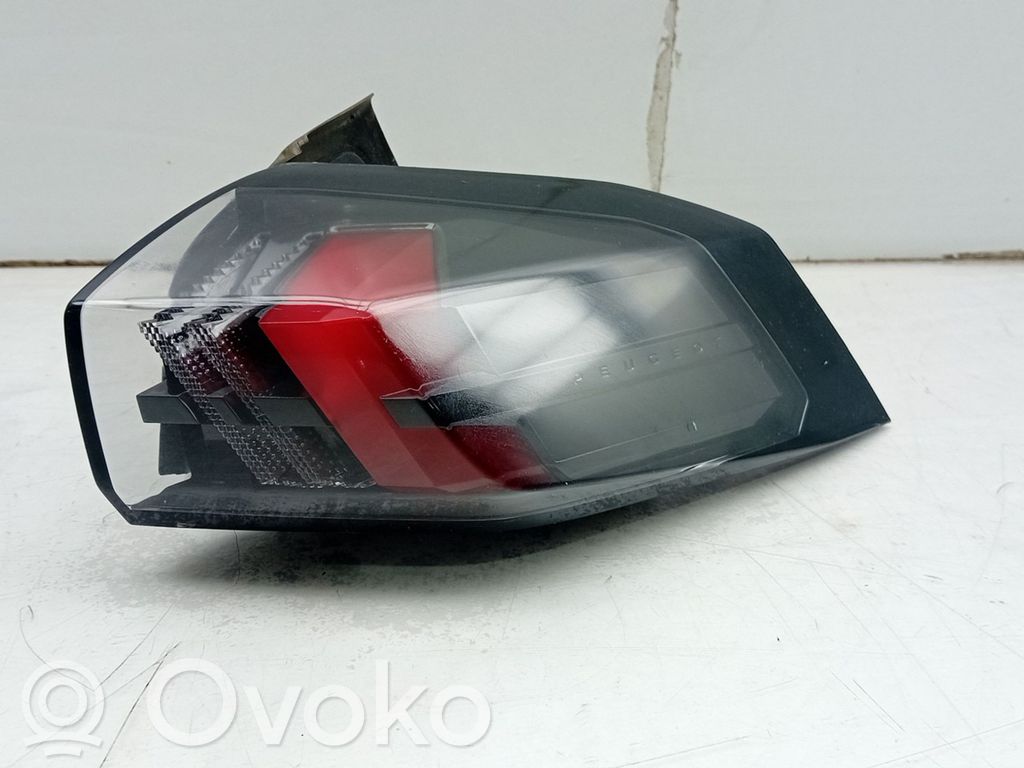 Peugeot 2008 II Lampă spate în caroserie 