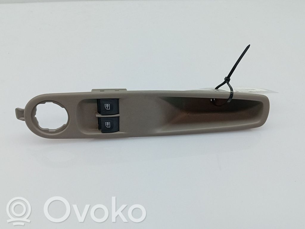 Przyciski szyb   829502349R