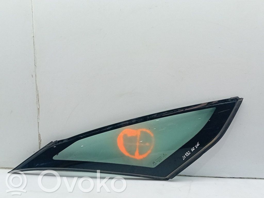 Citroen C4 Grand Picasso Front triangle window/glass 